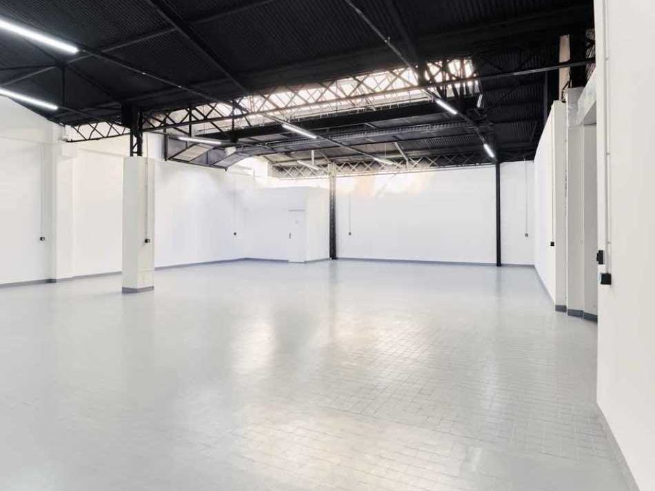 Au sein d'un centre d'affaires partagé et clé en 