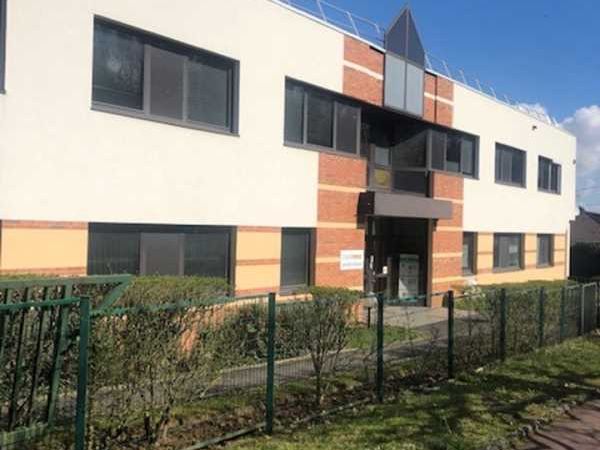 A proximité de l'autoroute A4, nous vous proposon