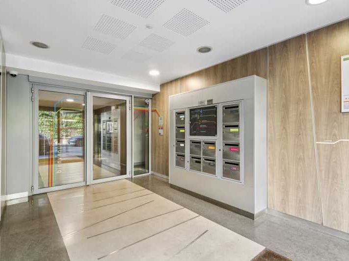 A la vente, des bureaux modernes et climatisés à 