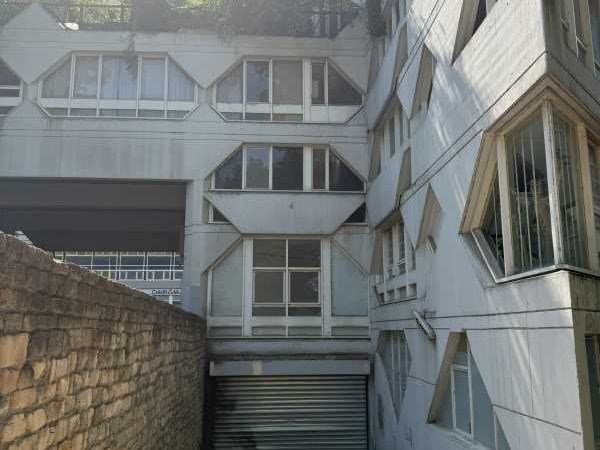 "G2B Real Estate vous propose des locaux d'activi