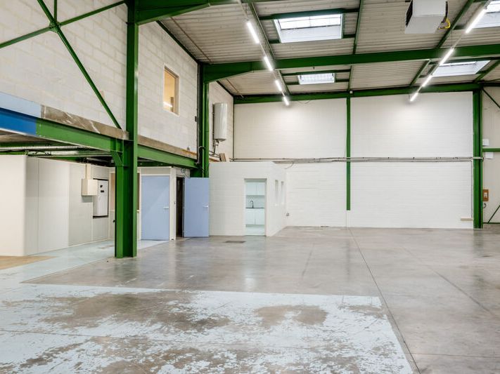 Nous vous proposons à proximité de l'autoroute A4