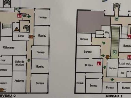 Location locaux commerciaux 945 m² non divisibles