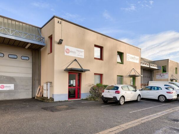 Parc à usage mixte d'activités et de bureaux, clo