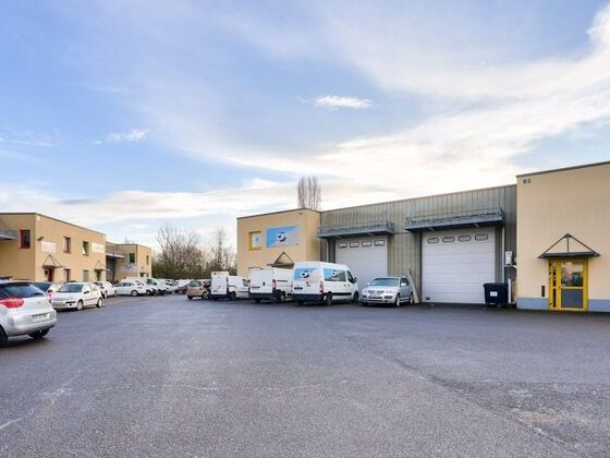 Parc à usage mixte d'activités et de bureaux, clo