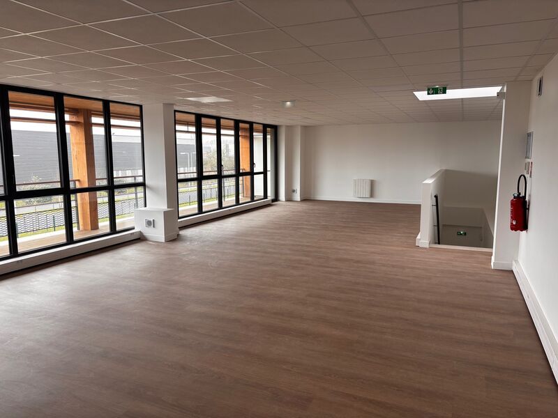 Découvrez des locaux d'activité à louer à Collégi