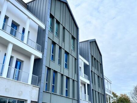 Dans le WEST PARK, un ensemble neuf, Nous vous pr