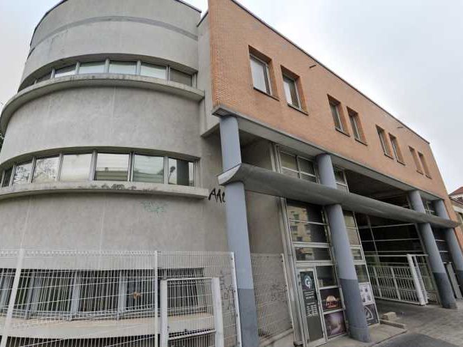 A proximité du stade du Landy, dans un immeuble r