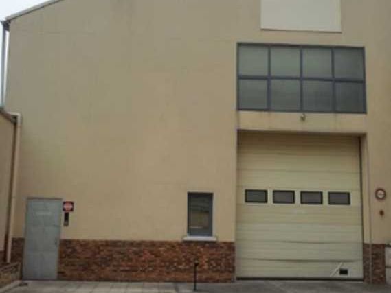 A deux pas du Périphérique et proximité du métro,