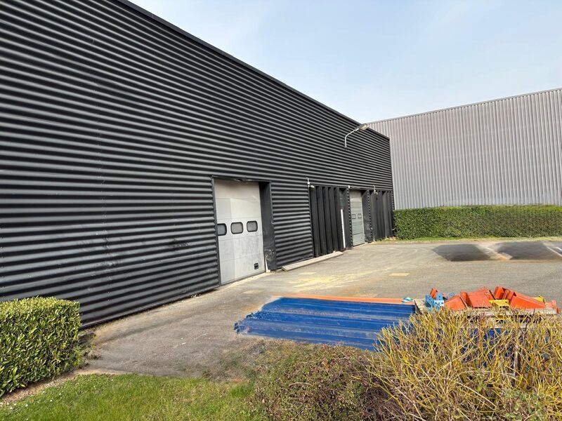 G2B Real Estate propose à la location un local d'