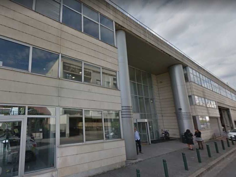 A Alfortville, dans un bel immeuble de bureaux R+