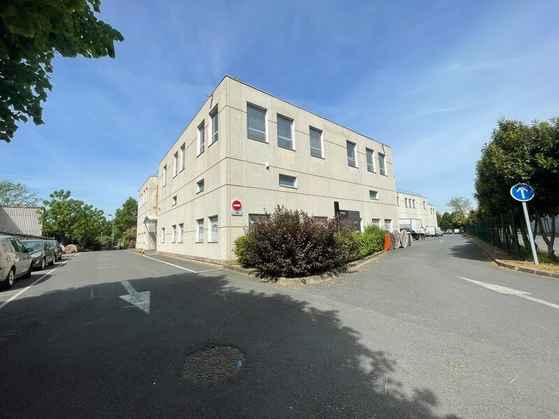 Dans la zone industrielle de la Litte à Villeneuv