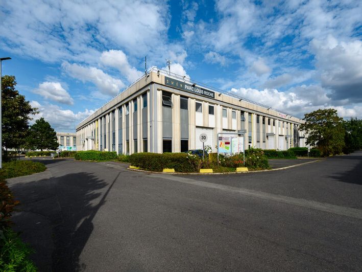 On vous propose a la location un site entièrement