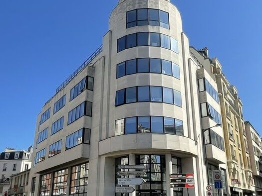 En plein coeur d'Asnières-sur-Seine, nous vous pr
