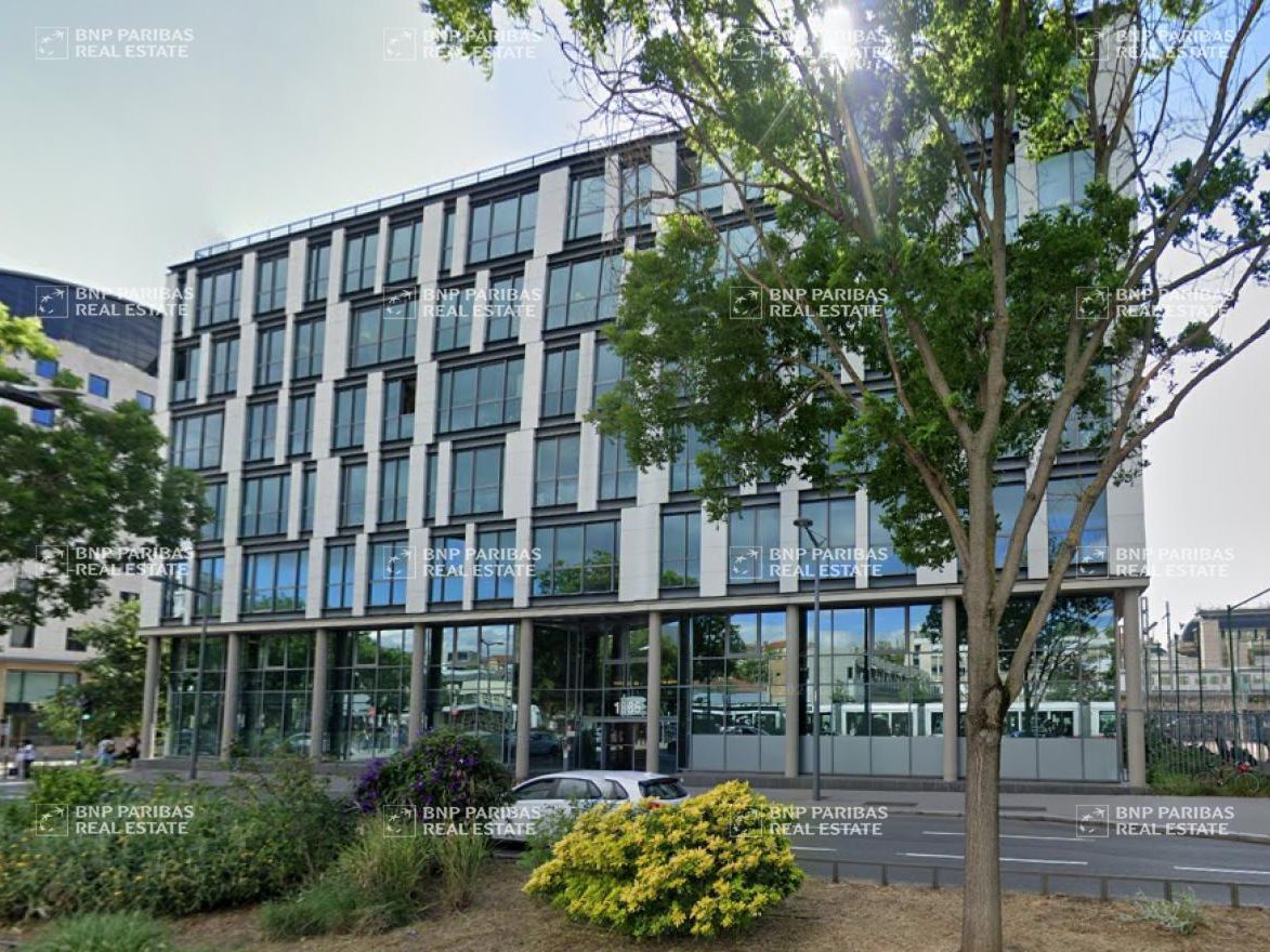 1002 m² pour ce bureaux en location à Lyon
