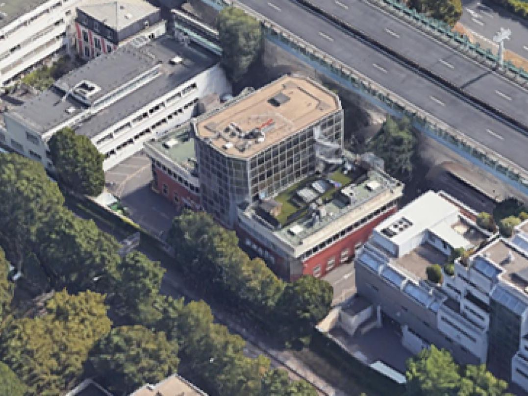 2231.1 m² pour ce bureaux en vente à Saint-cloud