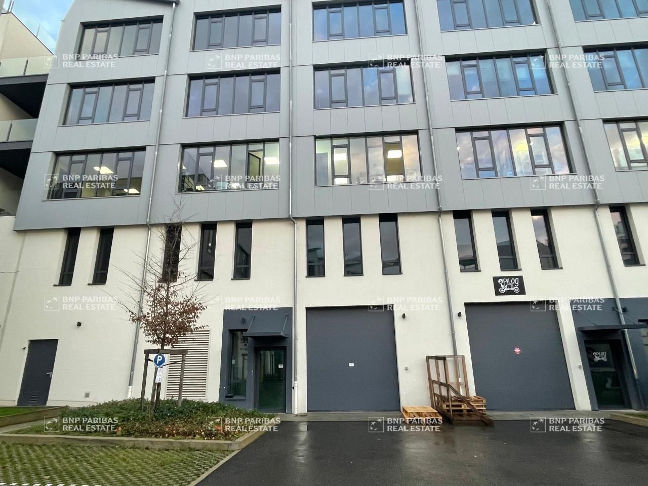 408 m² pour ce activité en location à Lyon