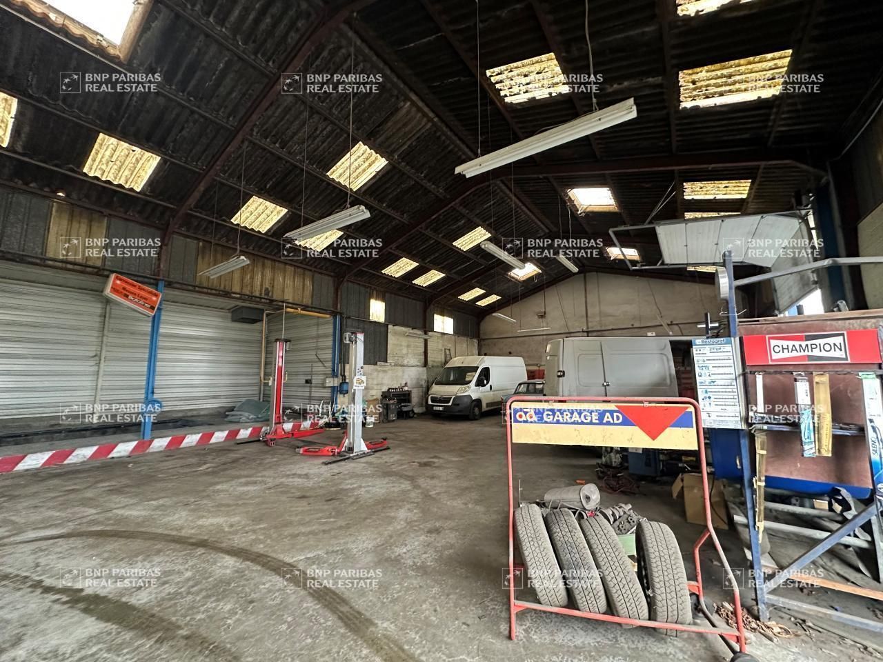 770 m² pour ce activité en location à Joué-lès-tours