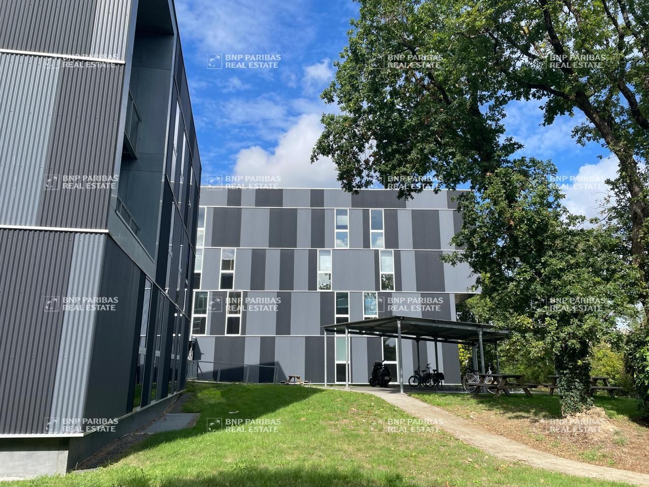 187 m² pour ce bureaux en location à Saint-herblain