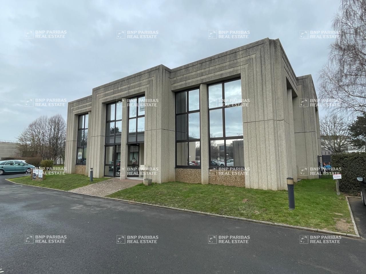 Location Bureaux 315 m² divisibles 14000 Caen