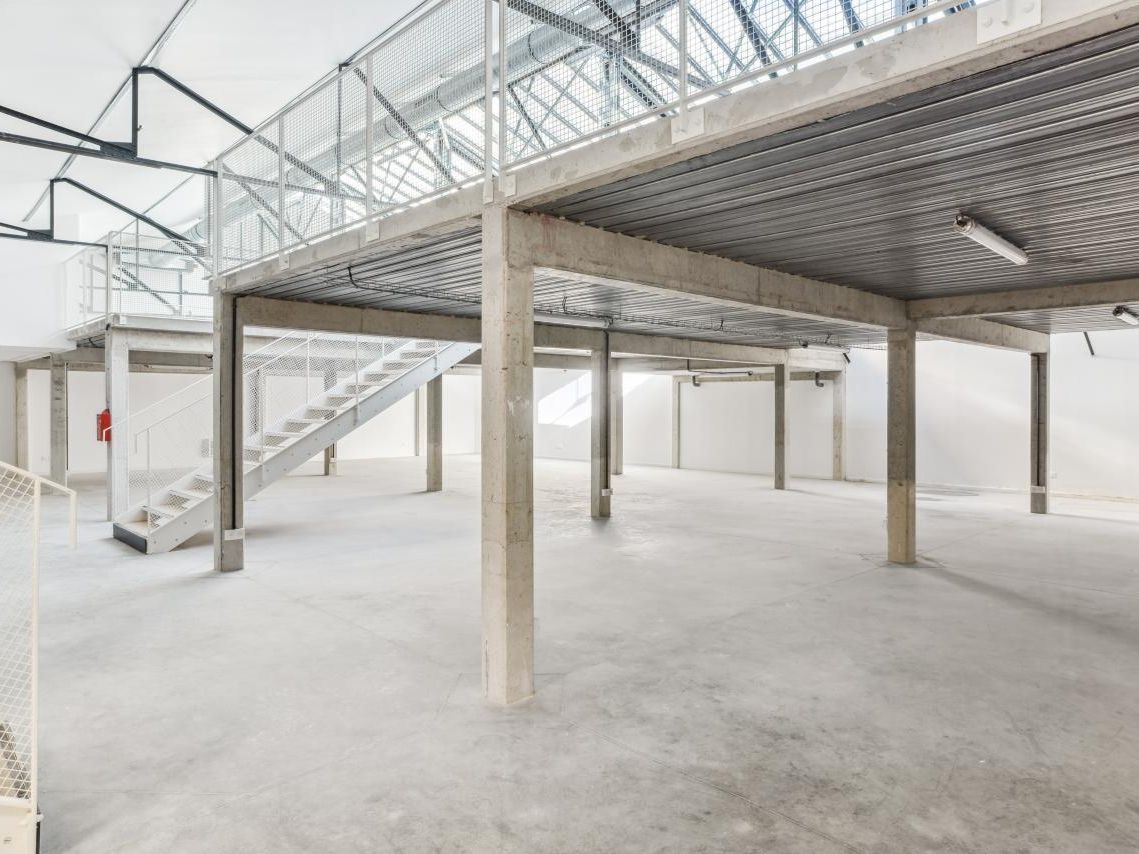 579.7 m² pour ce bureaux en location à Montreuil