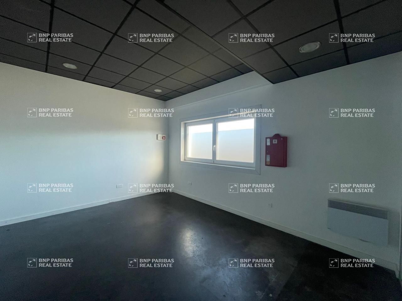 2616 m² pour ce activité en location à Roncq