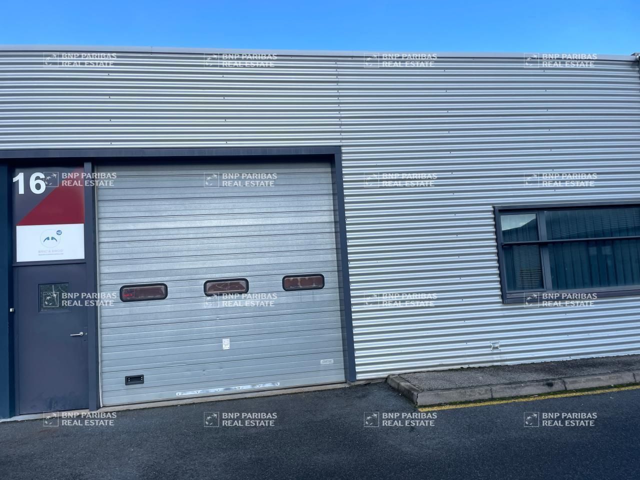 Location Activité 145 m² non divisibles 69008 Lyon