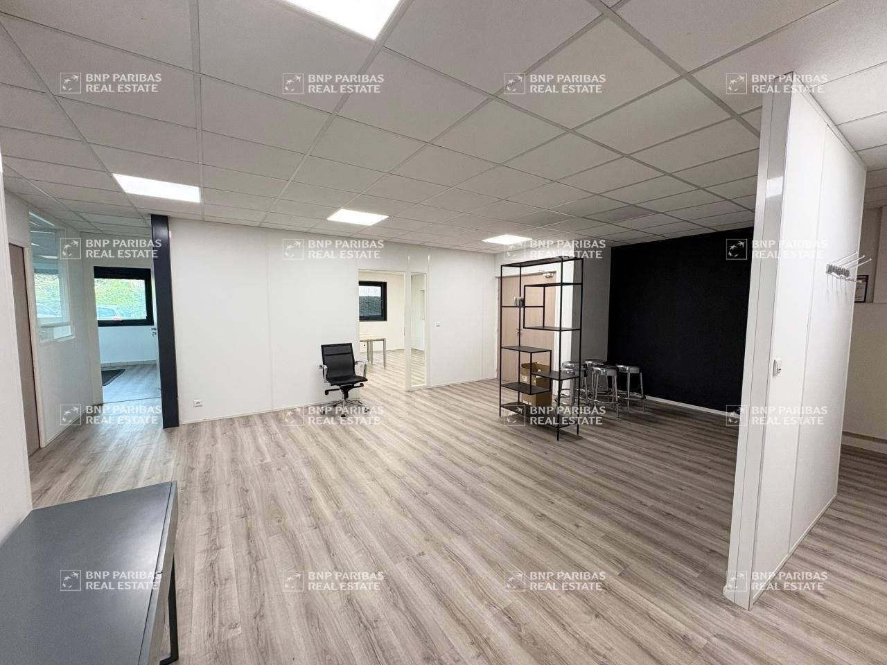 150 m² pour ce bureaux en location à Guyancourt
