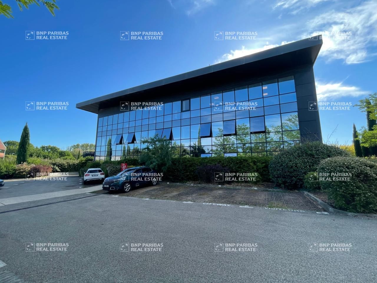Location Bureaux 170 m² non divisibles 13290 Aix-en-provence