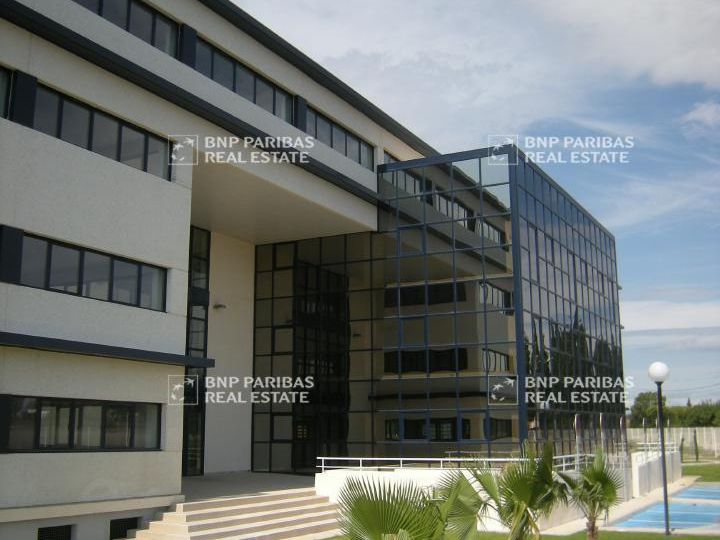 1240 m² pour ce bureaux en location à Montpellier