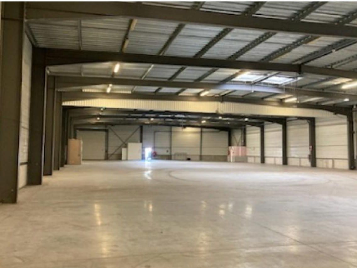Location Activité 2000 m² non divisibles 33320 Eysines
