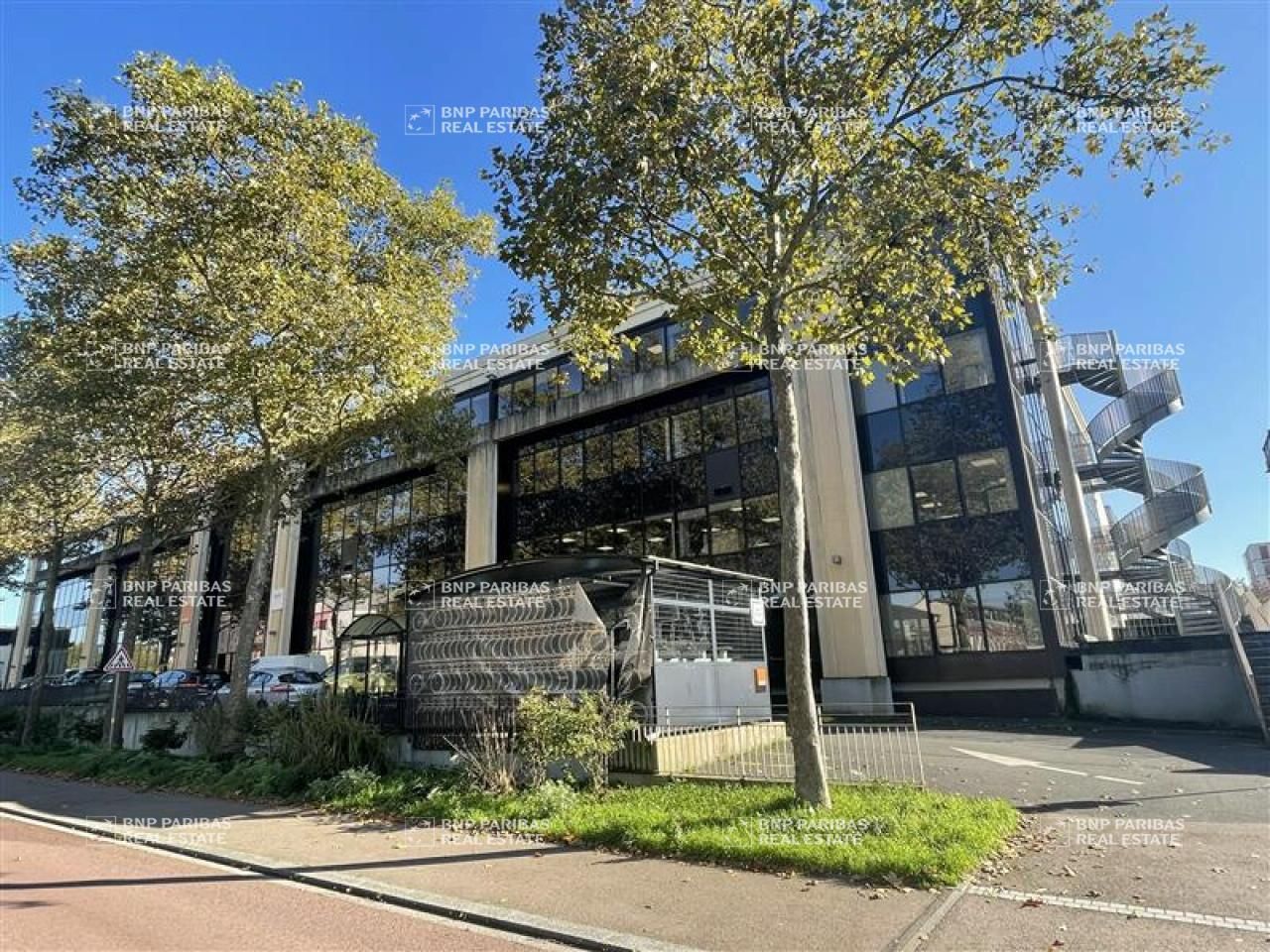 Location Bureaux 2748.07 m² non divisibles 76100 Rouen