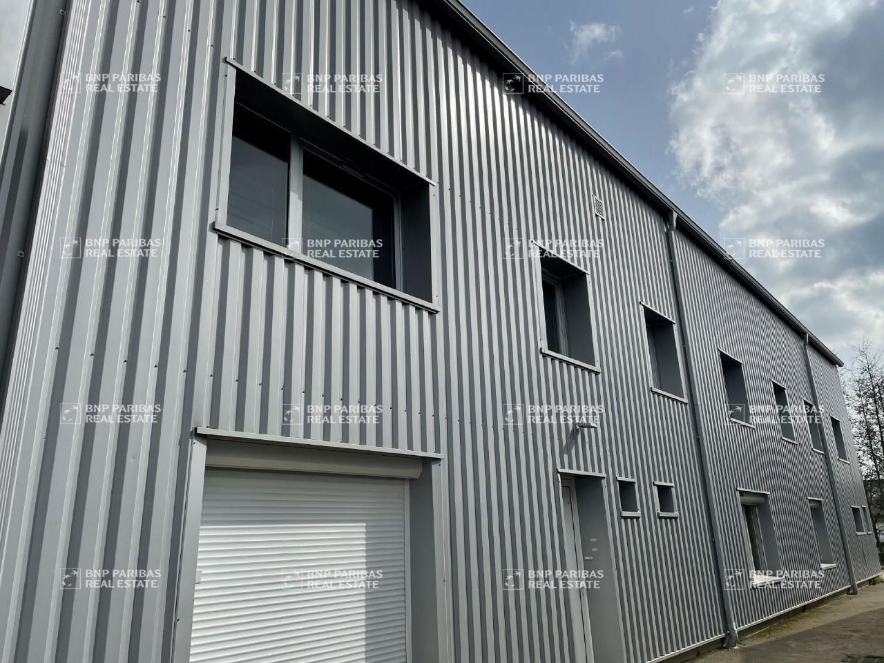 Location Bureaux 192 m² divisibles 35740 Pacé