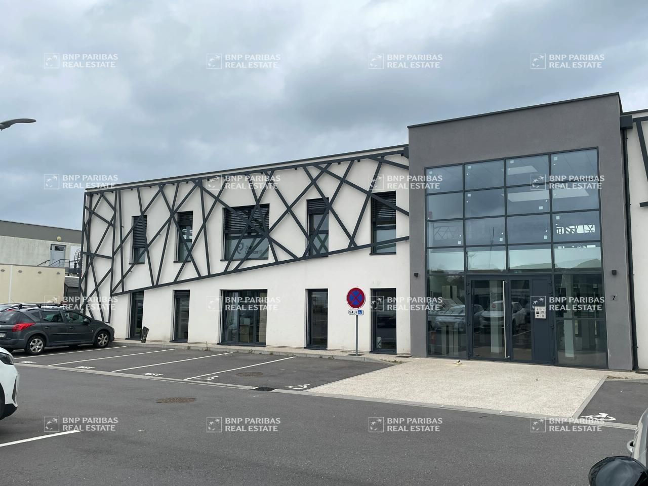 Vente Bureaux 484.99 m² non divisibles 57365 Ennery