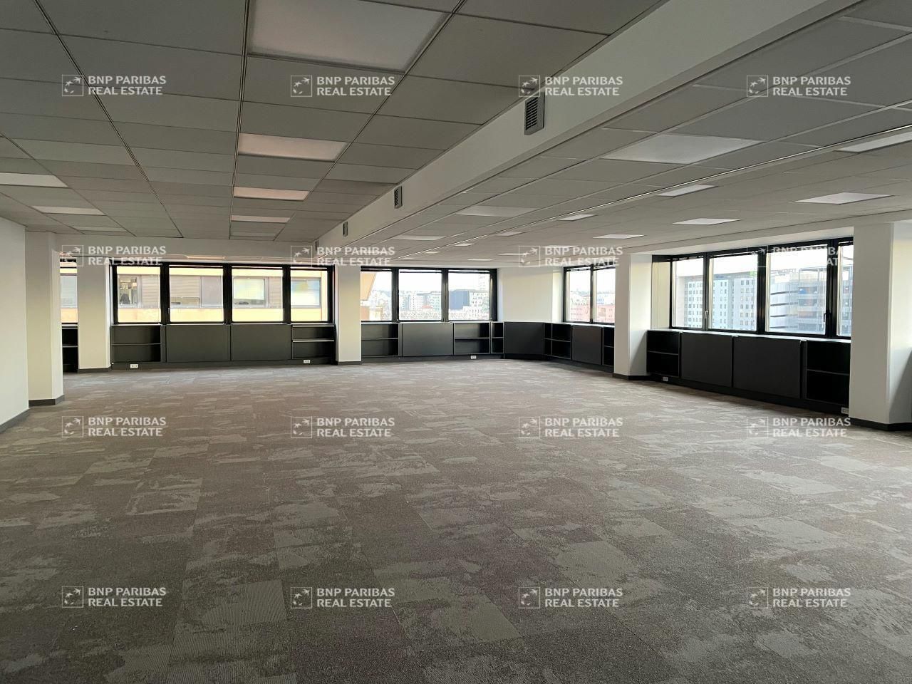 1815 m² pour ce bureaux en location à Lyon