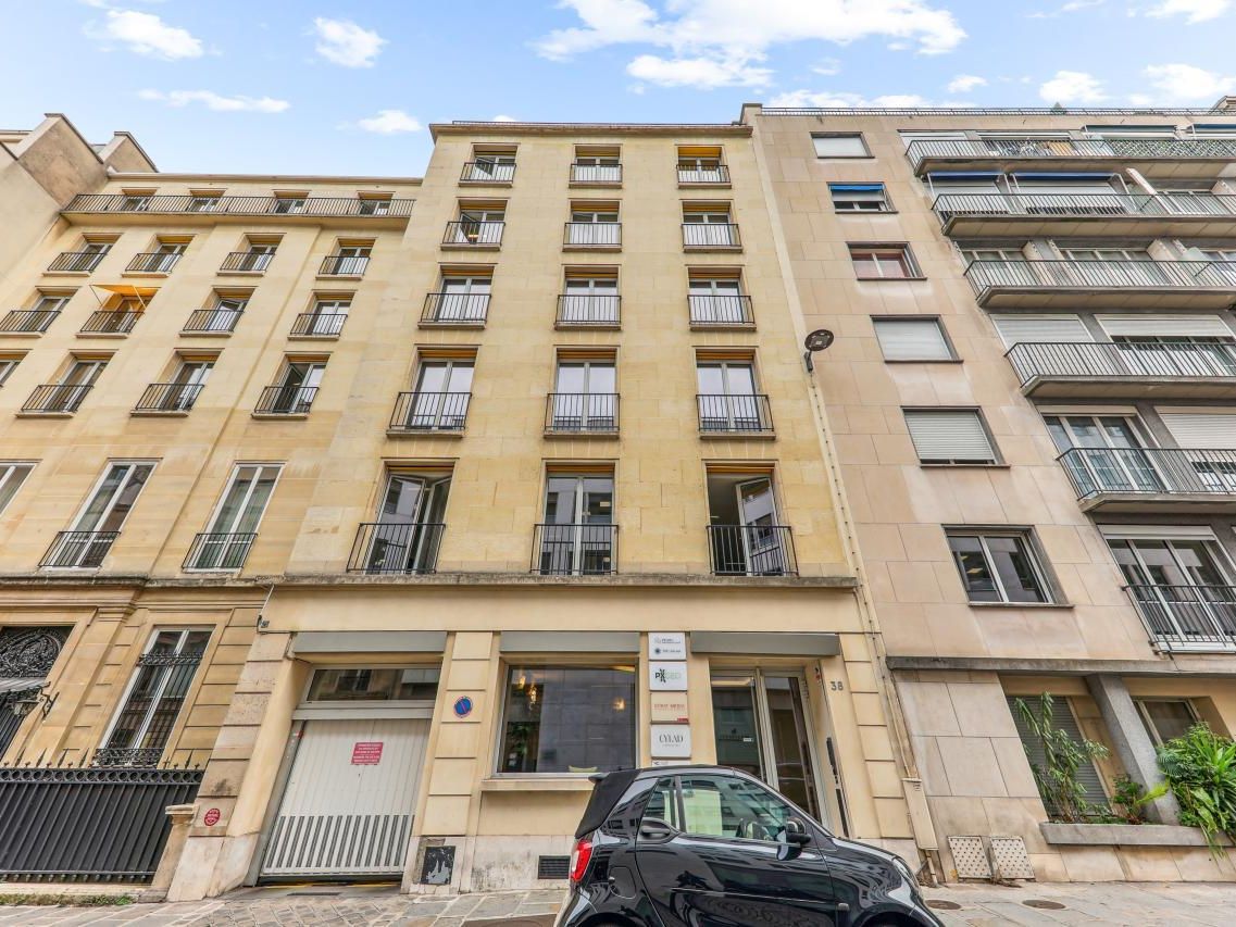 Location Bureaux 78 m² non divisibles 75008 Paris