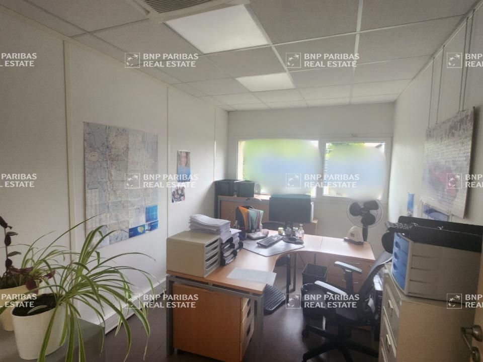 380 m² pour ce bureaux en vente à Chelles