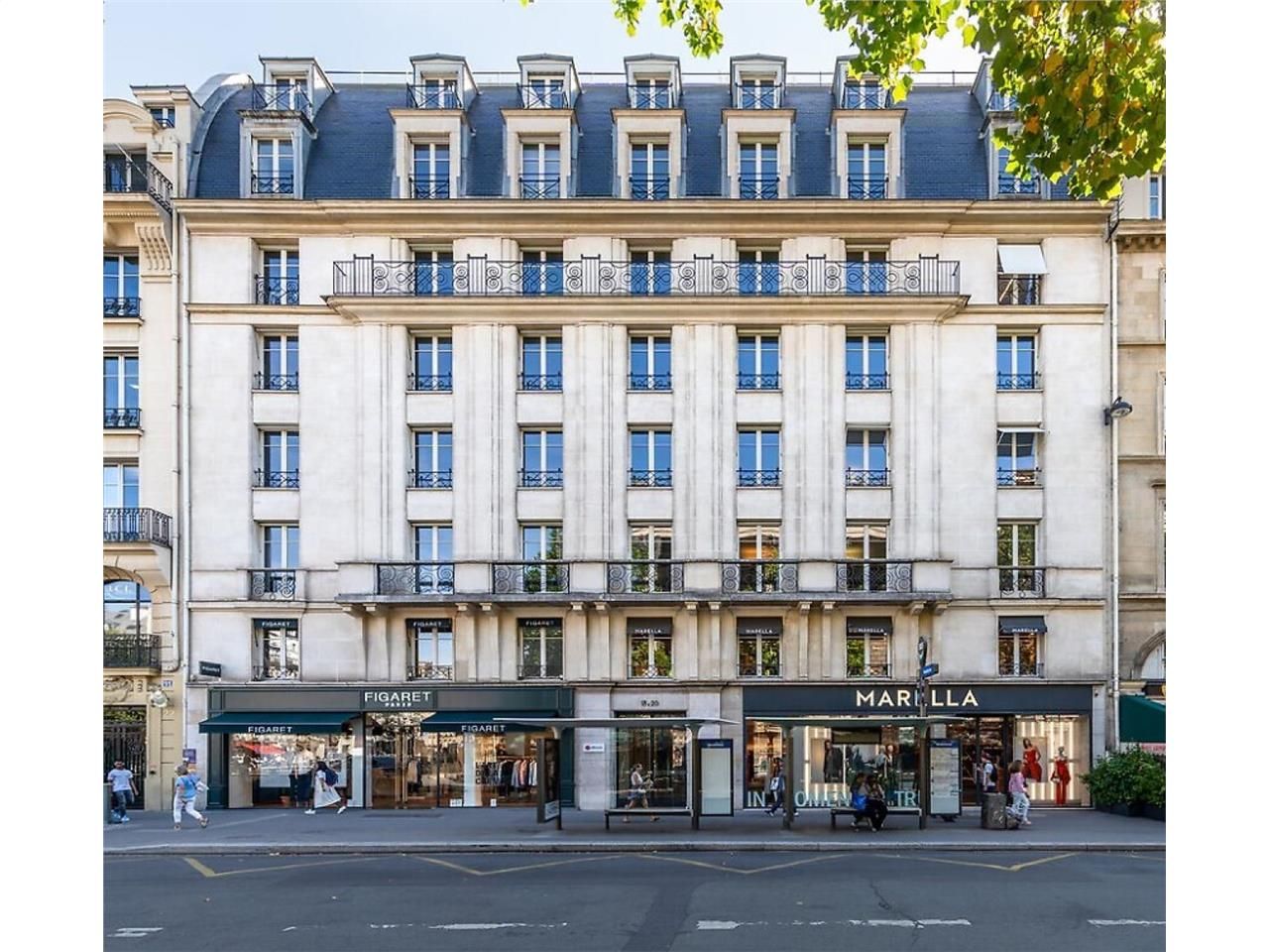 619 m² pour ce bureaux en location à Paris