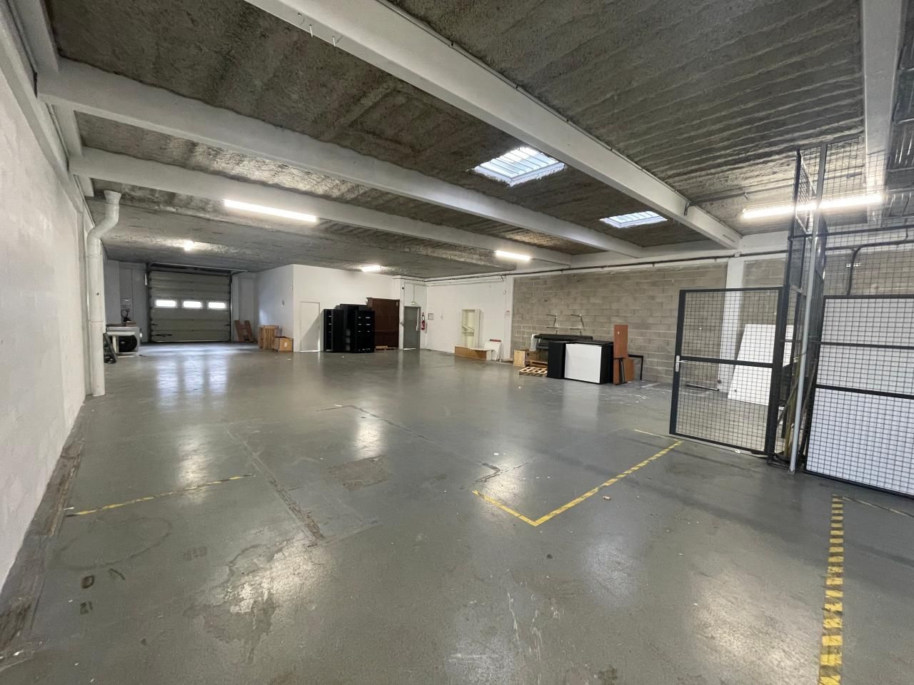 Location PME-PMI 807 m² non divisibles 92230 Gennevilliers
