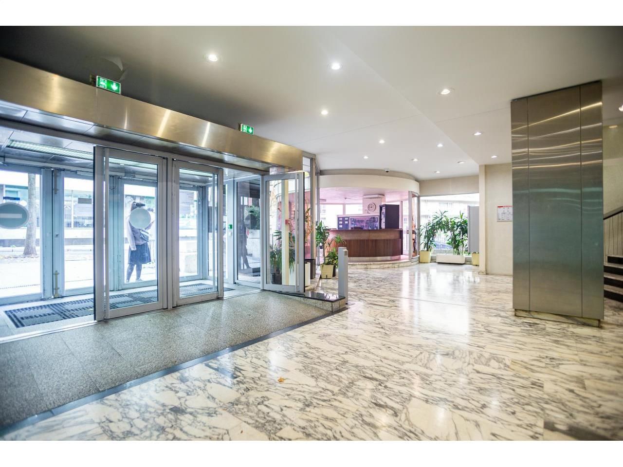 Location Bureaux 504.02 m² divisibles 75019 Paris