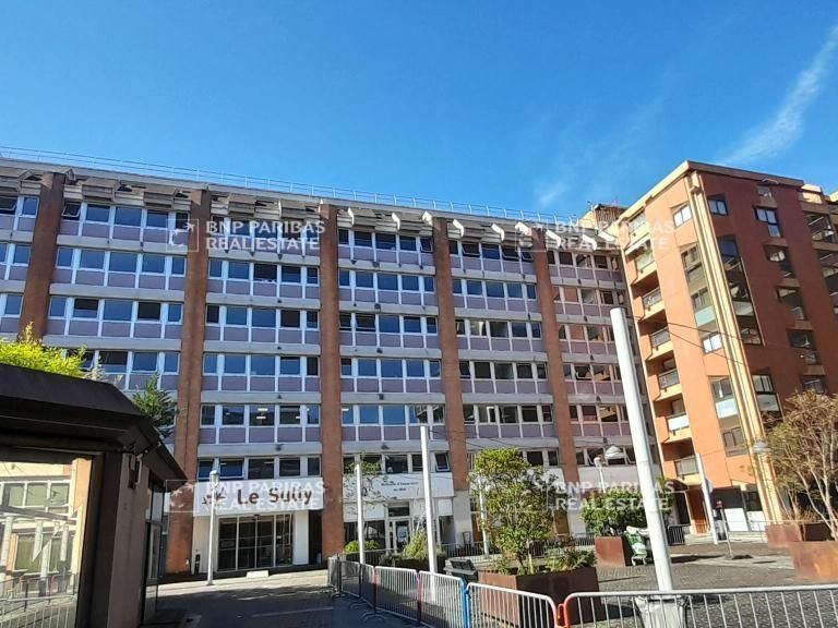 1240 m² pour ce bureaux en location à Toulouse