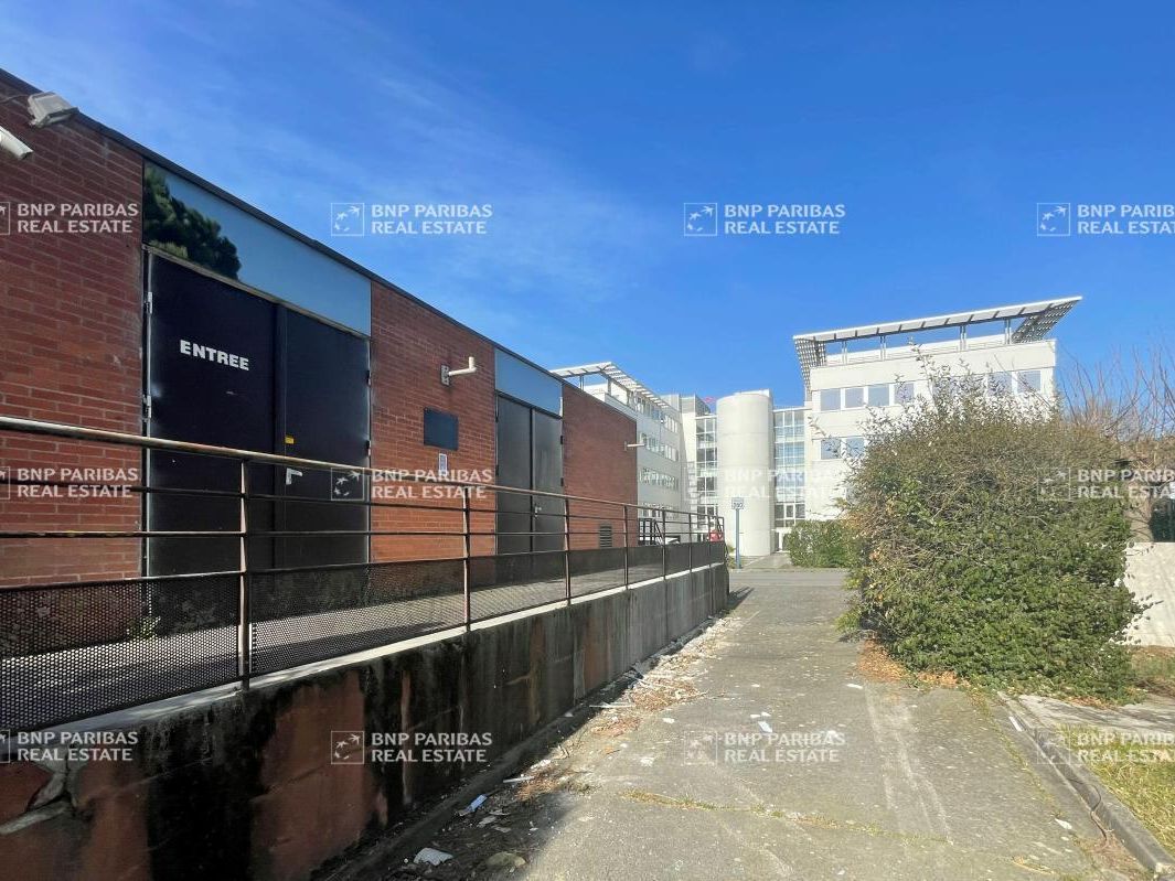 Location Bureaux 2158 m² divisibles 31670 Labège