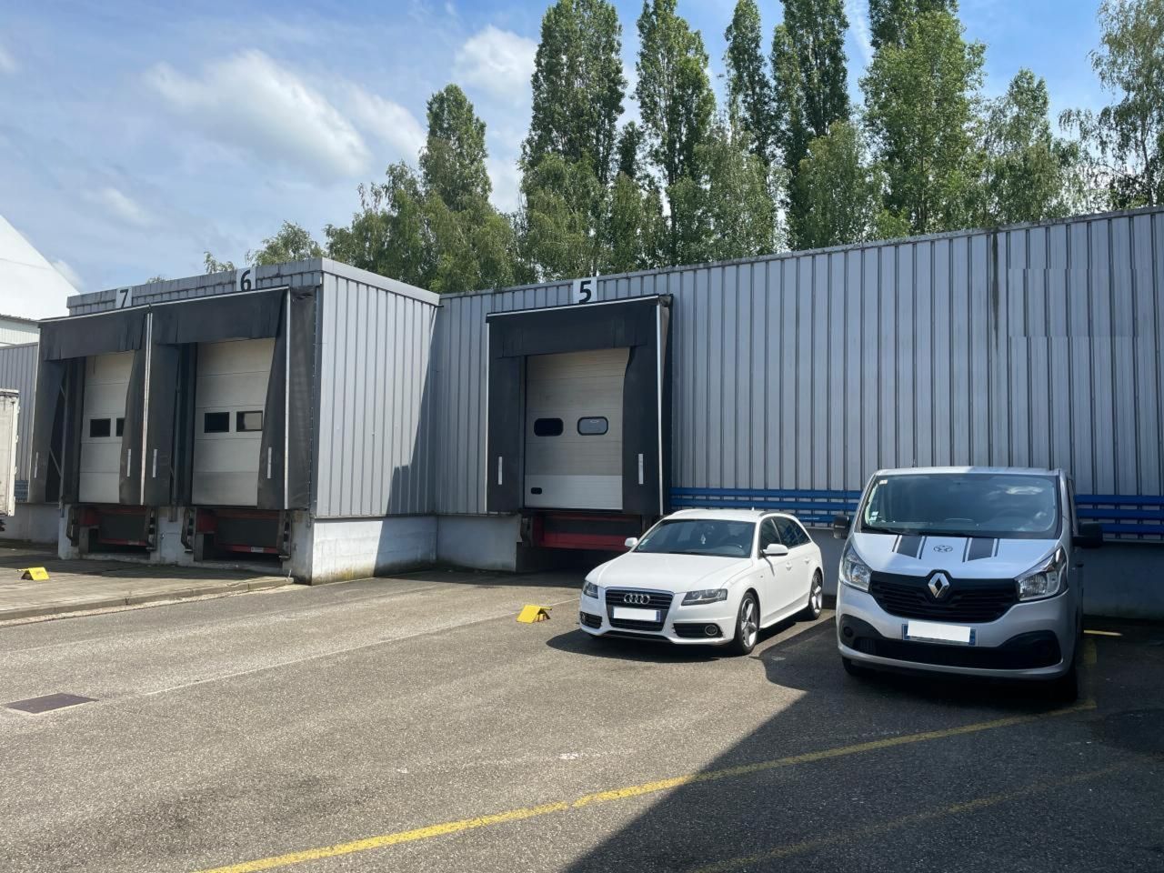 4844 m² pour cetentrepôts classe c en vente à Stiring-wendel