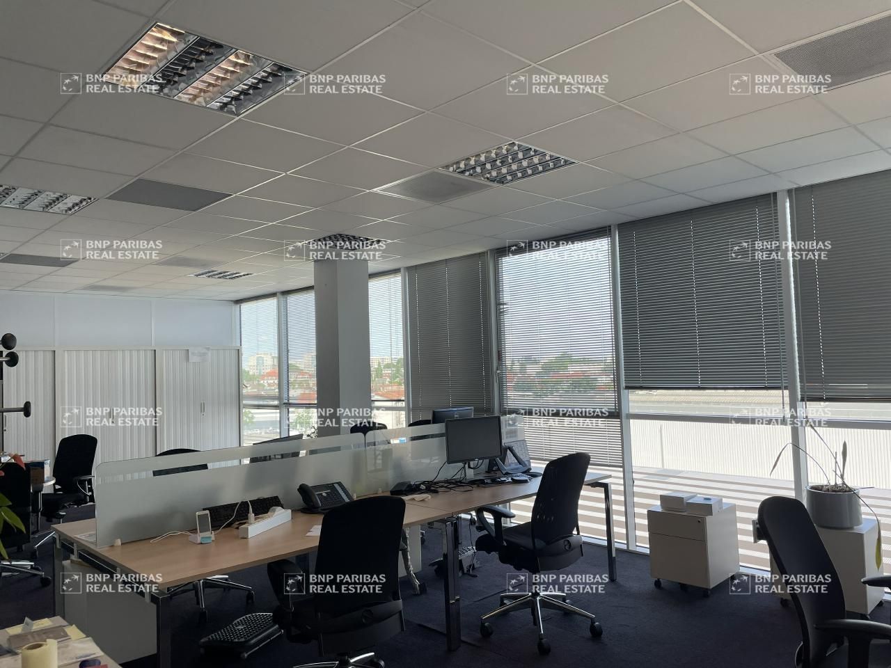 3017 m² pour ce bureaux en location à Clamart