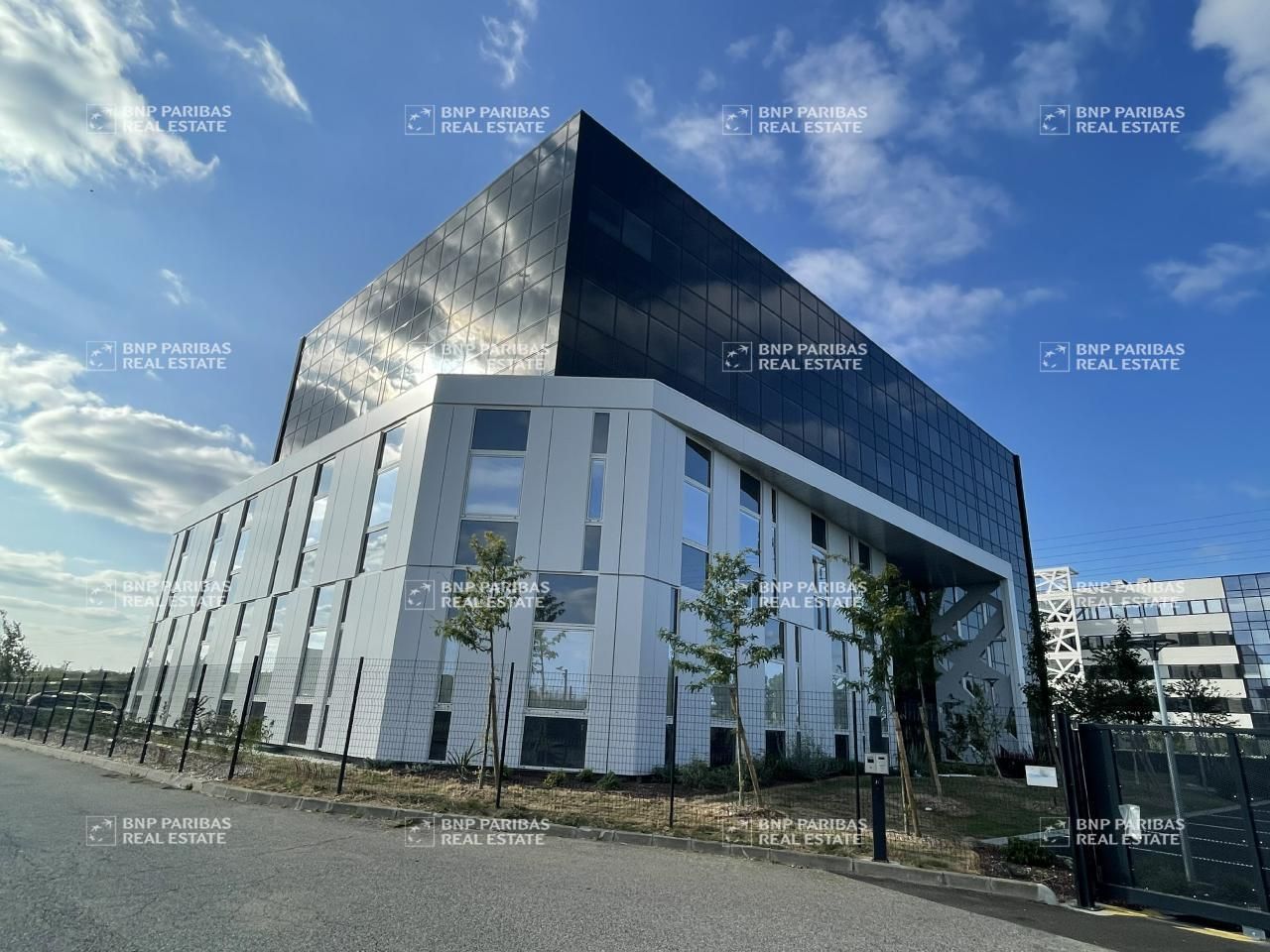 Location Bureaux 330 m² non divisibles 31300 Toulouse