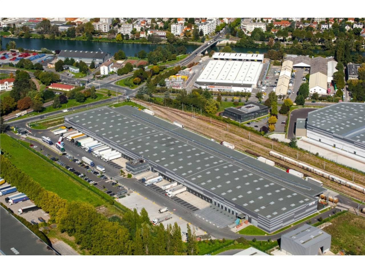 BONNEUIL-SUR-MARNE (94), CBRE vous propose à la l