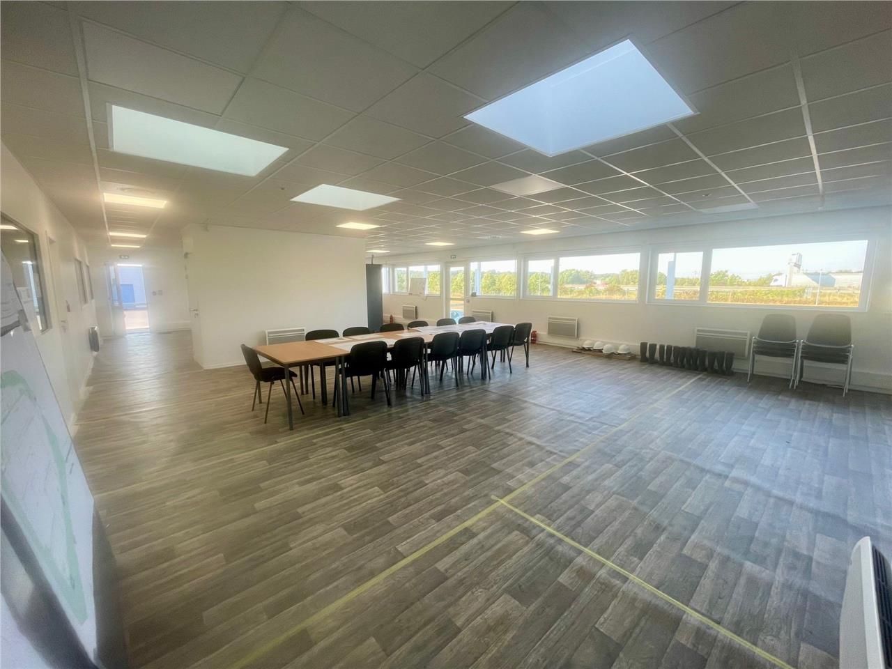 REMY (60), CBRE vous propose à louer, une message