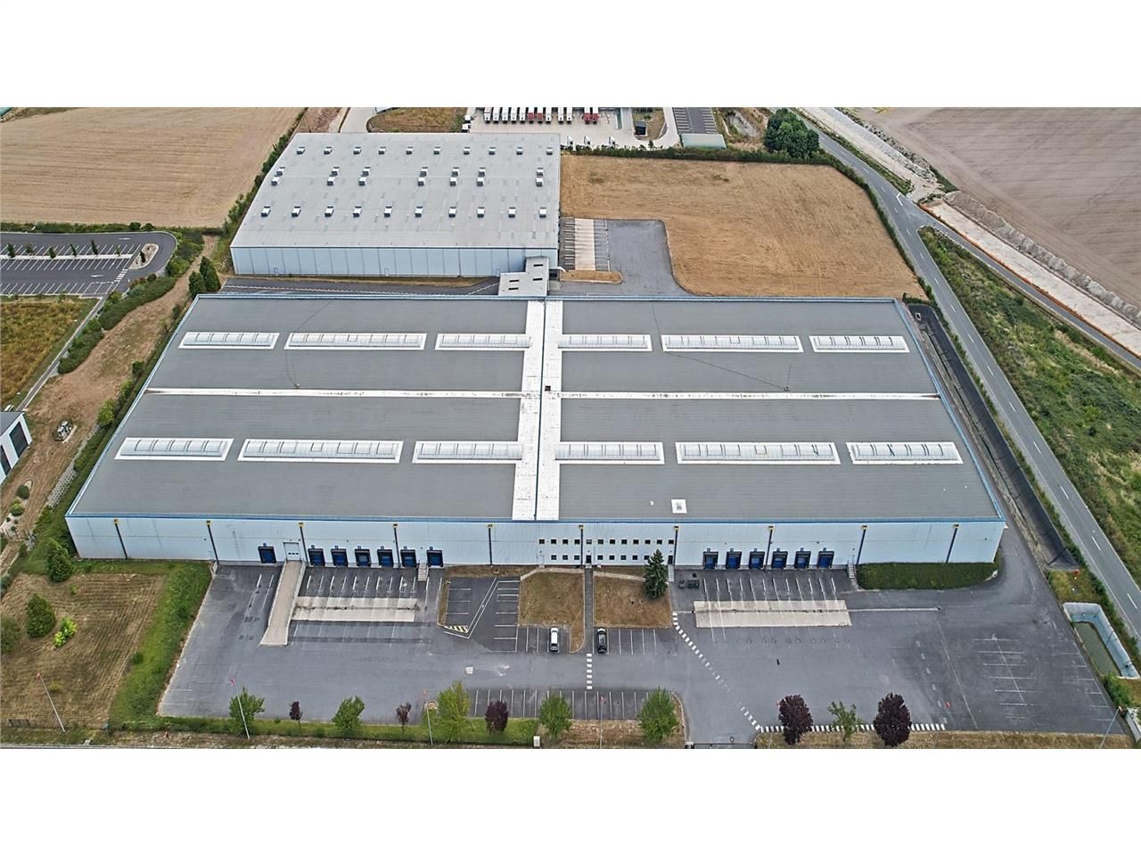 CBRE vous propose à louer, un entrepôt logistique