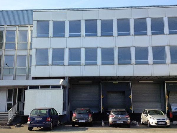 CBRE vous propose à louer des cellules à usage d'