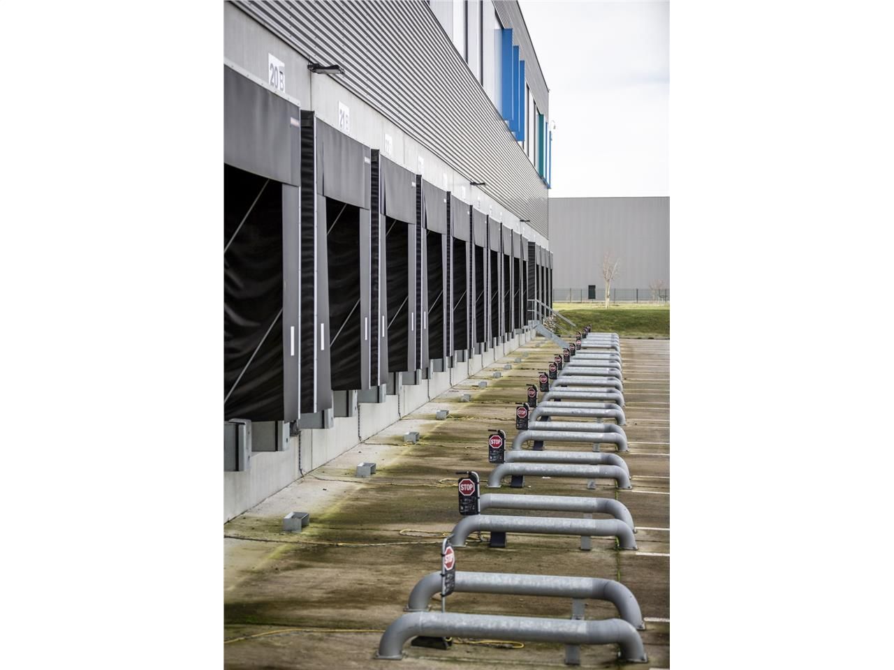 CBRE vous propose à louer, un entrepôt logistique