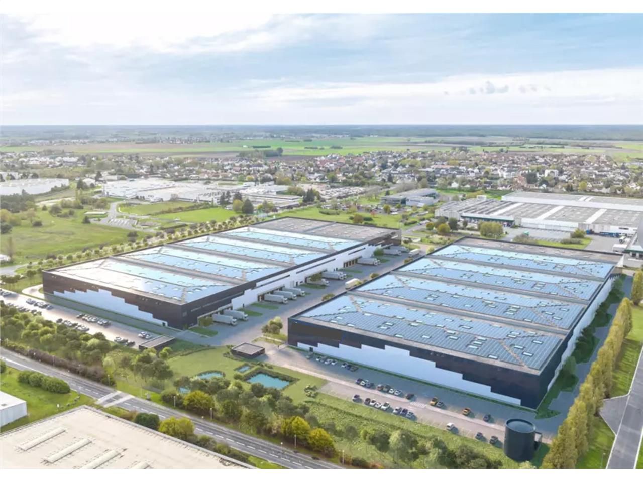 Les bâtiments sont localisé à Ormes, au sein du P